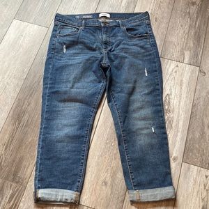 Girlfriend style ankle length jeans